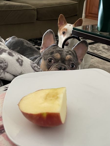 Real: Them Apples